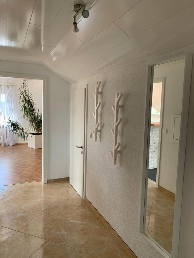2 Zimmer Ferienwohnung Obersulm Exterior foto